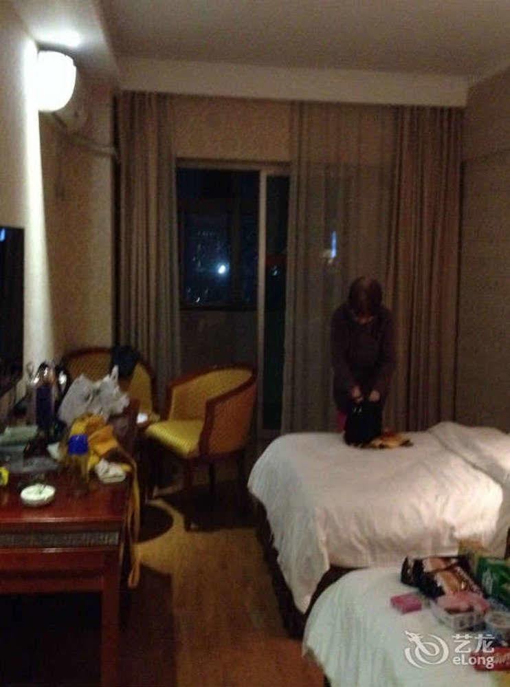 Shenzhen Haitian Hotel ภายนอก รูปภาพ